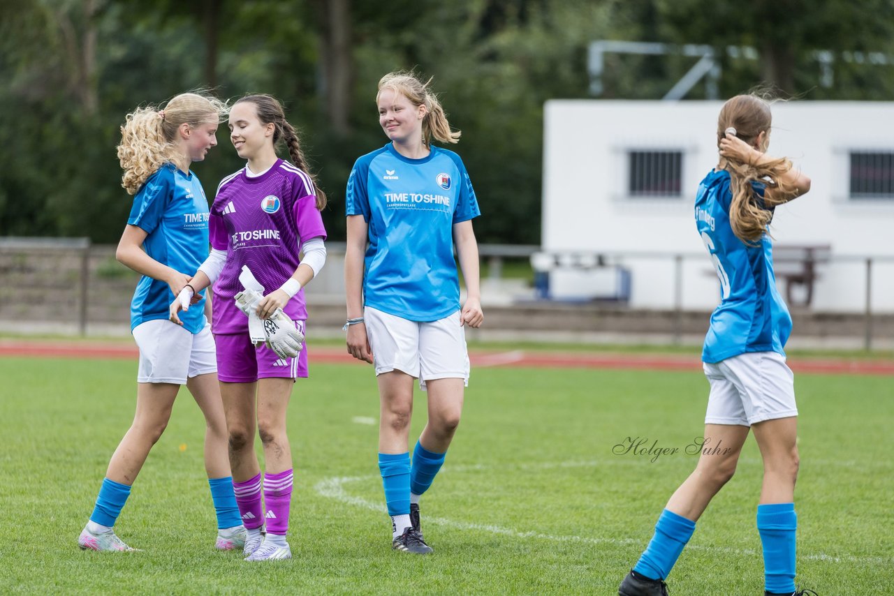 Bild 438 - wBJ VfL Pinneberg - Germania Schnelsen : Ergebnis: 15:1